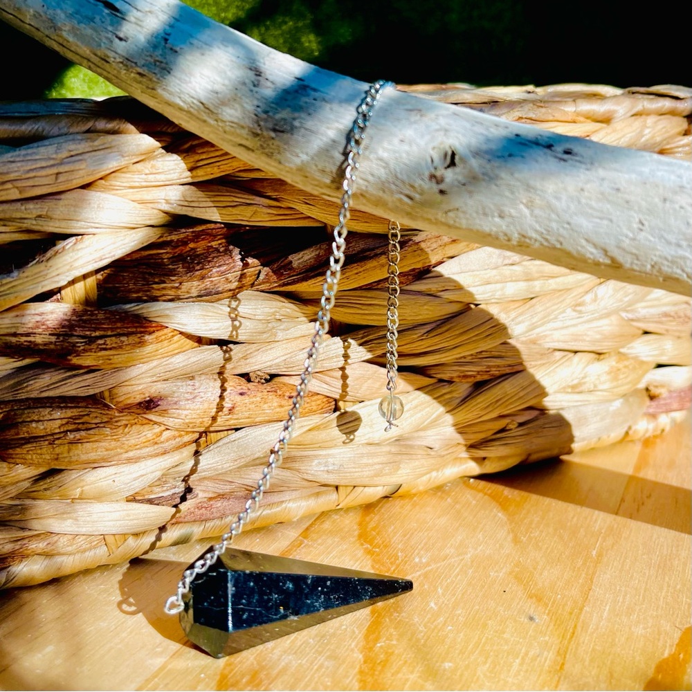 Black obsidian dowsing pendulum - Picture 3 of 7